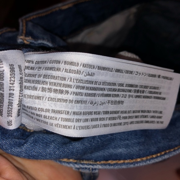 ☾ HOLLISTER distressed boyfriend 7/8 jeans - Picture 7 of 8